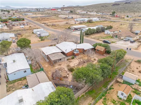 View/Area - 1405 E Devlin Ave, Kingman, AZ 86409 photo 6 of 6