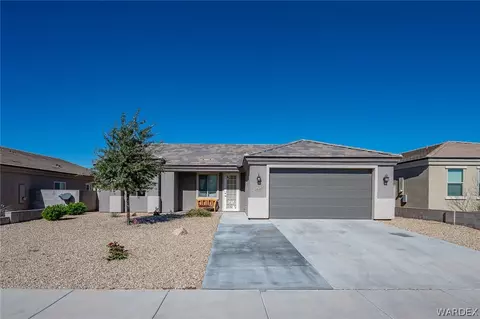 3609 Oak Cliffs Ave, Kingman, AZ 86401