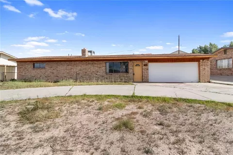 1684 Quartz Cir, Bullhead City, AZ 86442