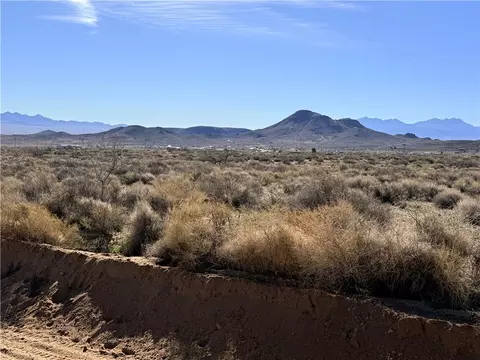 0000 Calle Salinas, Kingman, AZ 86409 photo 2