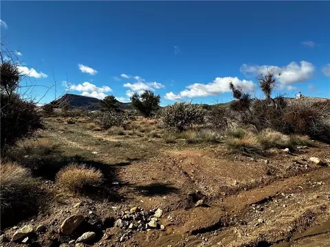 2190 E Greasewood Dr, Kingman, AZ 86409 photo 2