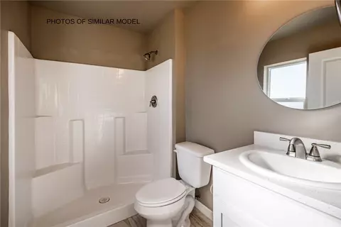 Bath - 3545 E Hearne Ave, Kingman, AZ 86409 photo 2 of 2