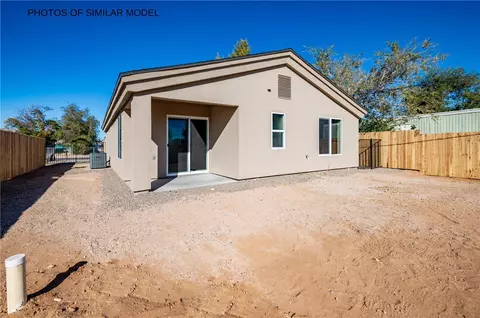 Exterior - 3545 E Hearne Ave, Kingman, AZ 86409 photo 4 of 5