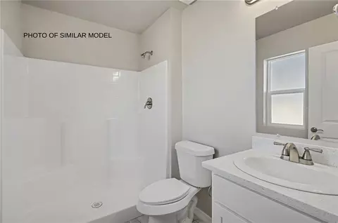 Bath - 3549 E Hearne Ave, Kingman, AZ 86409 photo 2 of 2