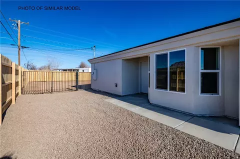 Exterior - 3549 E Hearne Ave, Kingman, AZ 86409 photo 5 of 5