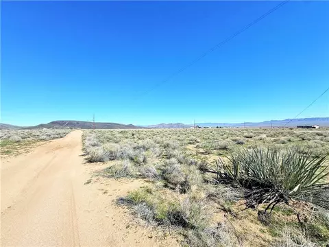 7100 N Avenida Caballo, Kingman, AZ 86401