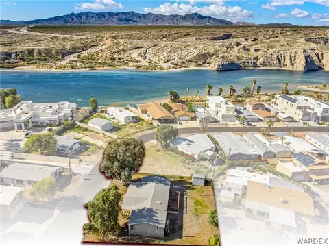 2389 Castle Rock Cir, Bullhead City, AZ 86442