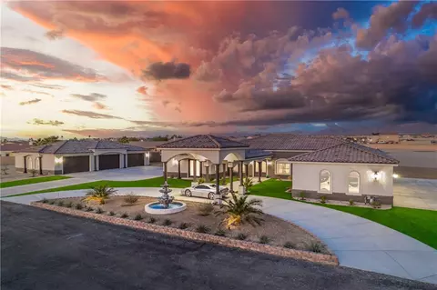 5645 S Chickasaw Ave, Fort Mohave, AZ 86426