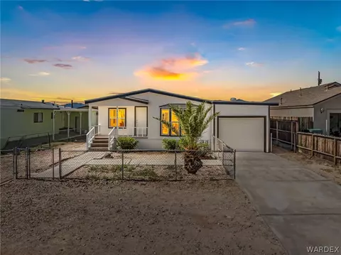 4501 S Puerto Verde Dr, Fort Mohave, AZ 86426