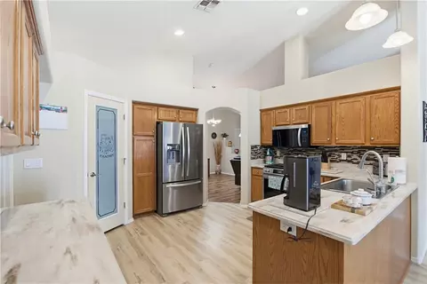 Kitchen - 3932 E Ames Ave, Kingman, AZ 86409 photo 1 of 4