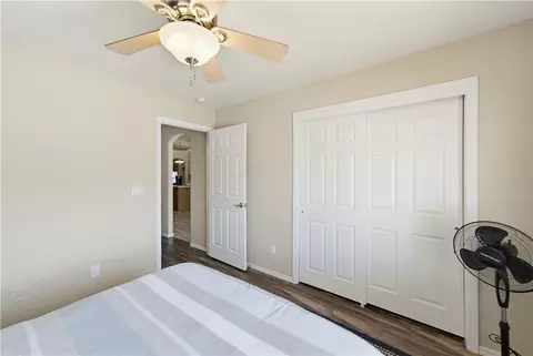 Bedroom - 3932 E Ames Ave, Kingman, AZ 86409 photo 2 of 4