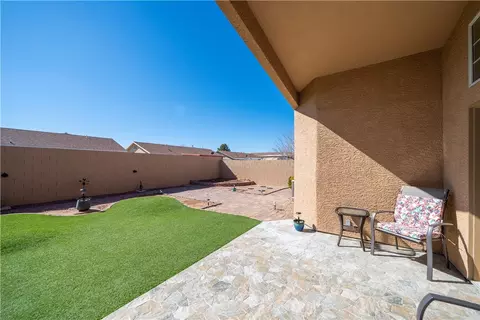 Exterior - 3932 E Ames Ave, Kingman, AZ 86409 photo 5 of 10