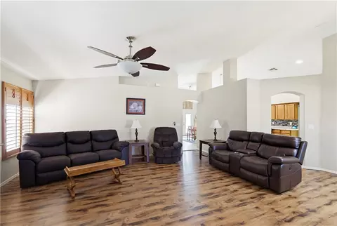 Living - 3932 E Ames Ave, Kingman, AZ 86409 photo 2 of 3