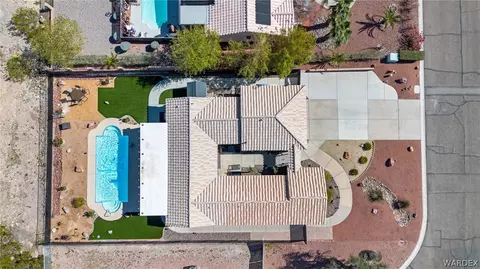 2418 Juneberry Cir, Bullhead City, AZ 86442
