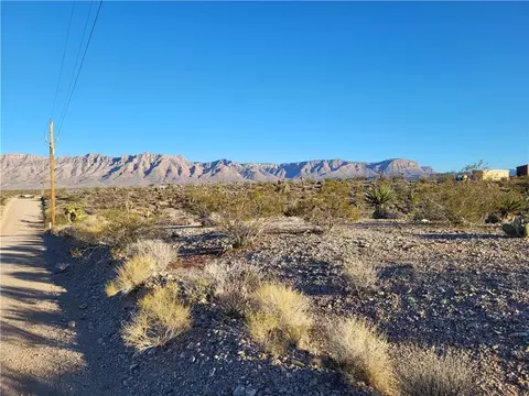 688 W Boathouse Dr, Meadview, AZ 86444