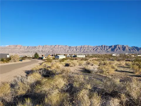 30424 N Diamond Creek Dr, Meadview, AZ 86444