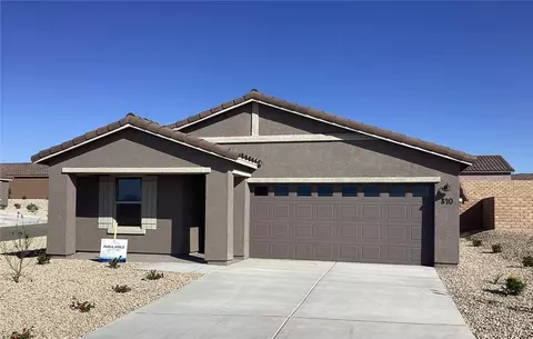 840 Hoffman Dr, Bullhead City, AZ 86429