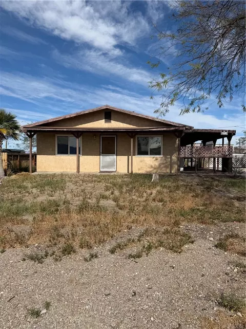 1676 Colina Dr, Bullhead City, AZ 86442