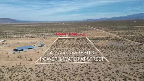 000 W Cielo Rd, Yucca, AZ 86438