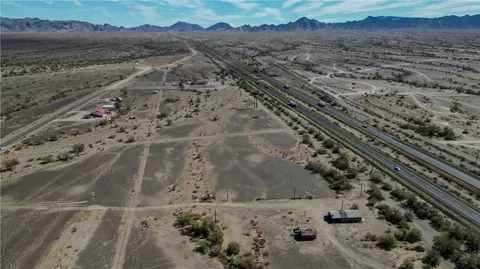 3205 E Mockingbird St, Quartzsite, AZ 85346 photo 9