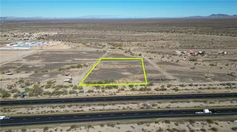 3205 E Mockingbird St, Quartzsite, AZ 85346 photo 2
