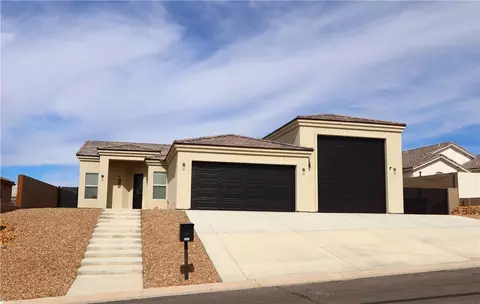 3383 Sunbeam Dr, Bullhead City, AZ 86429