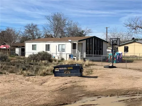 2950 E Thompson Ave, Kingman, AZ 86409