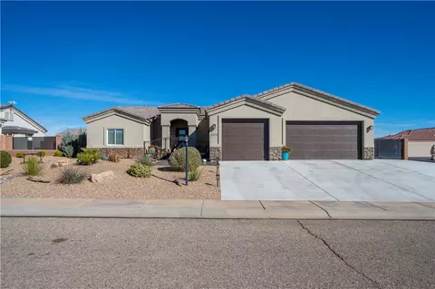 2973 E Sunny Ridge Ln, Kingman, AZ 86409