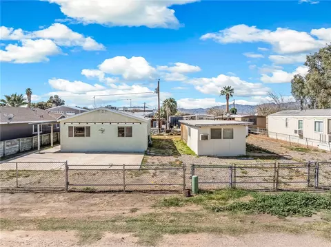 7825 S Whitewing Dr, Mohave Valley, AZ 86440