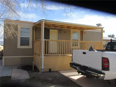 5176 N Concho Rd, Golden Valley, AZ 86413
