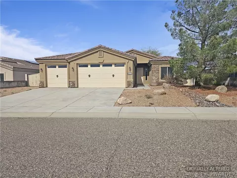 3323 Karen Ave, Kingman, AZ 86401