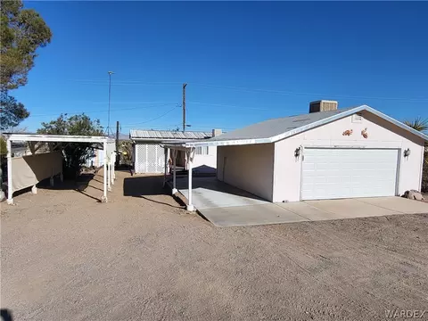 95 W Coral Isle Dr, Meadview, AZ 86444