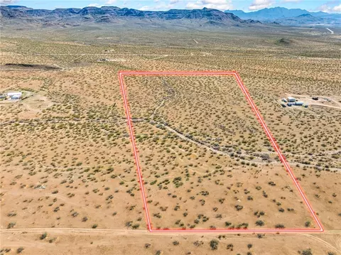 000 Dunlap, Golden Valley, AZ 86413