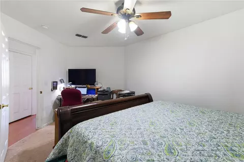 Bedroom - 3977 E Packard Ave, Kingman, AZ 86409 photo 5 of 7