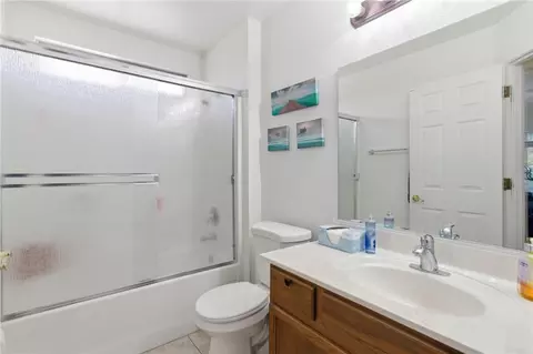 Bath - 3977 E Packard Ave, Kingman, AZ 86409 photo 3 of 3