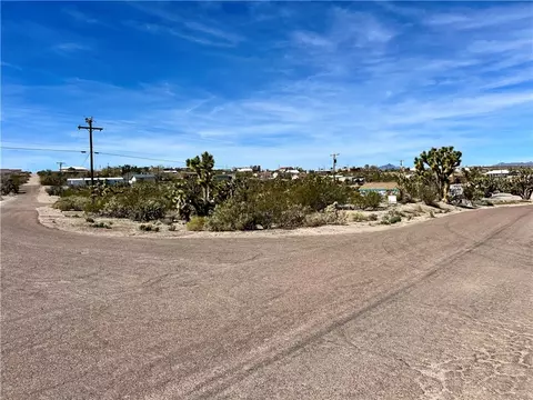 30105 N Surf Spray Dr, Meadview, AZ 86444