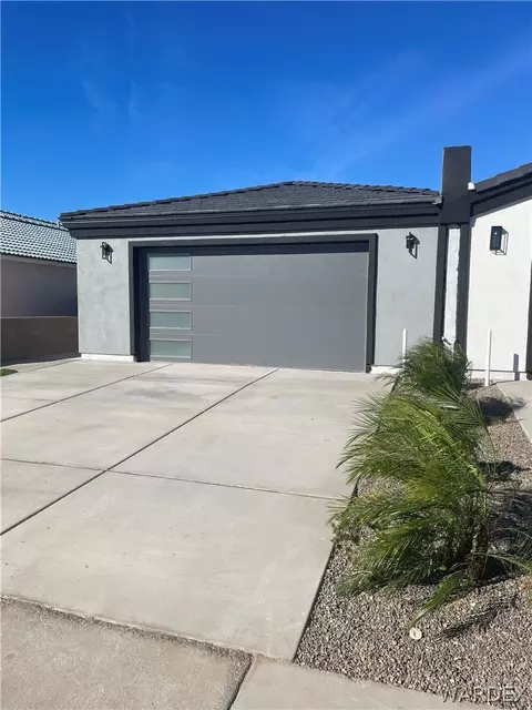 2925 Country Club Dr, Bullhead City, AZ 86442
