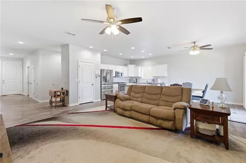4686 E Old West Rd, Kingman, AZ 86401 photo 3