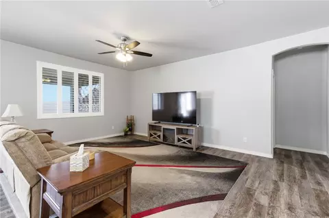 4686 E Old West Rd, Kingman, AZ 86401 photo 4