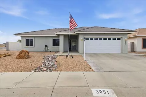 3851 Heritage Ln, Kingman, AZ 86409