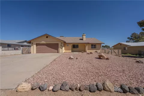 4812 Christy Dr, Kingman, AZ 86409