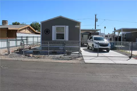 1864 El Dorado, Bullhead City, AZ 86442