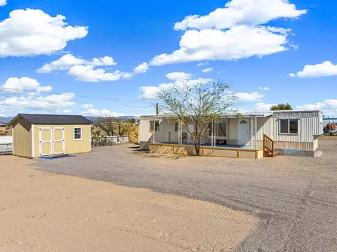 4757 E Cove Dr, Topock, AZ 86436 photo 2