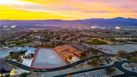 1431 Pioneer Trl, Bullhead City, AZ 86429
