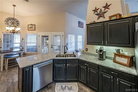 Kitchen - 1163 E Cactus Valley Dr, Kingman, AZ 86409 photo 5 of 5