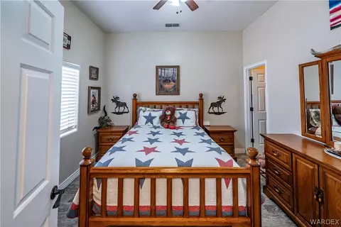 Bedroom - 1163 E Cactus Valley Dr, Kingman, AZ 86409 photo 5 of 6