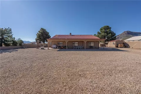 Exterior - 1163 E Cactus Valley Dr, Kingman, AZ 86409 photo 7 of 11