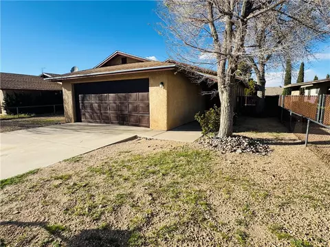 1935 Lucille Ave, Kingman, AZ 86401