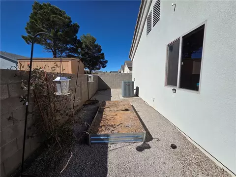 Exterior - 3298 E Coarra Dr, Kingman, AZ 86409 photo 14 of 14