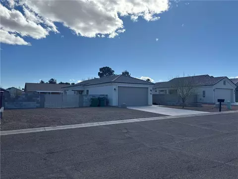 Exterior - 3298 E Coarra Dr, Kingman, AZ 86409 photo 1 of 14